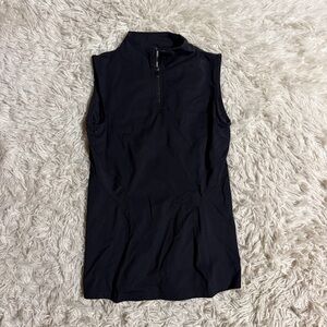 Women’s Small Black Aztec Diamond Sleeveless Horseback Riding Sunshirt. Good Con